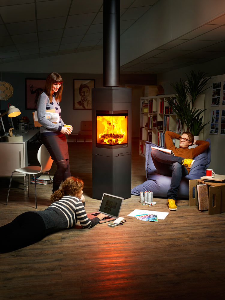 Designers relaxing in front of the fire. Advertising for Norpeis by Dinamo and Håvard Schei.